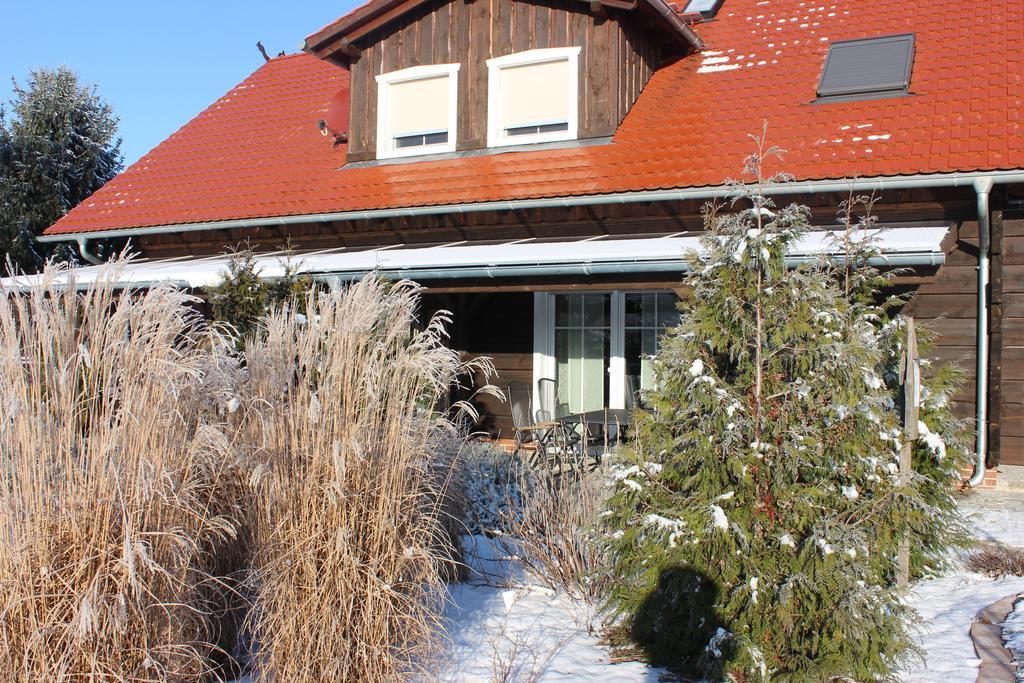 Ferienwohnung Spreewaldhaus zum Schoberplatz Lübben Exterior foto