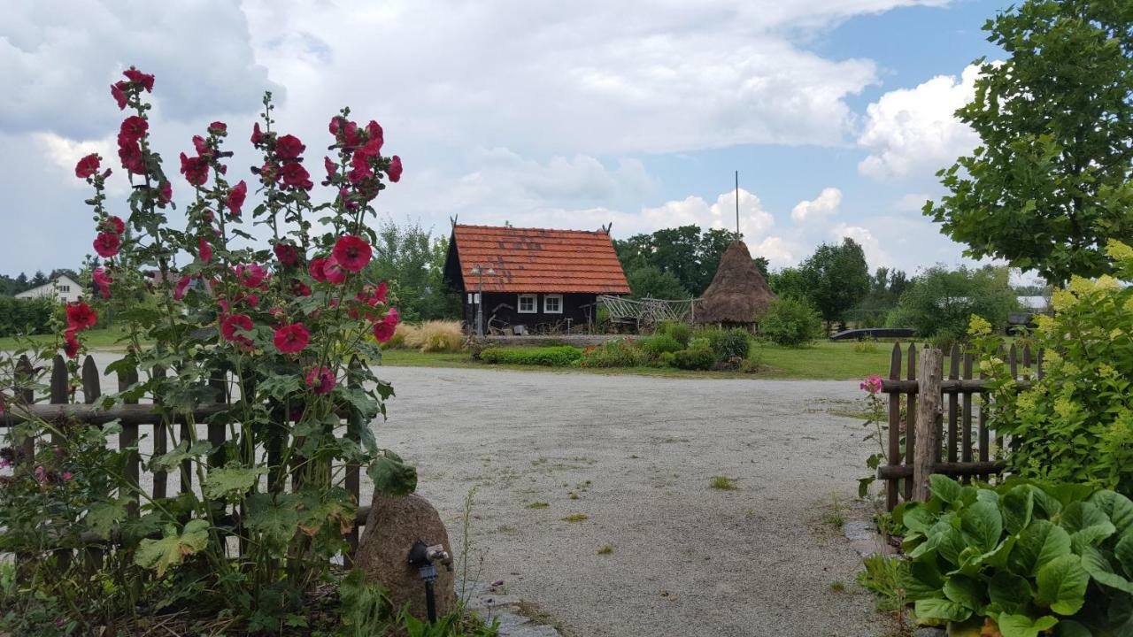 Ferienwohnung Spreewaldhaus zum Schoberplatz Lübben Exterior foto